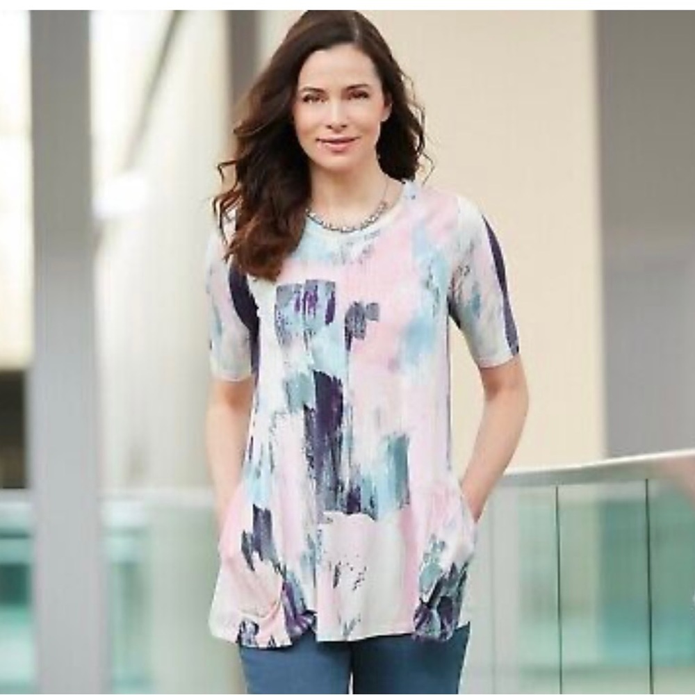 From LOGO by Lori Goldstein® - Rayon 230 Elbow-Sleeve Swing Top - Size Medium